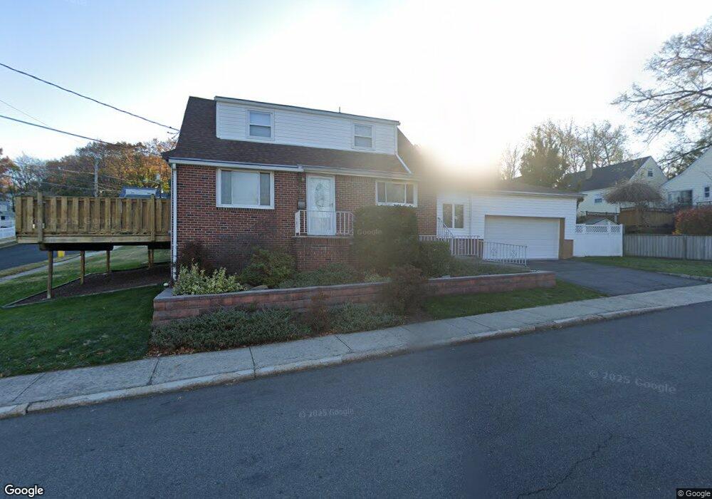 316 Chestnut St, Fairview, NJ 07022 - photo 1