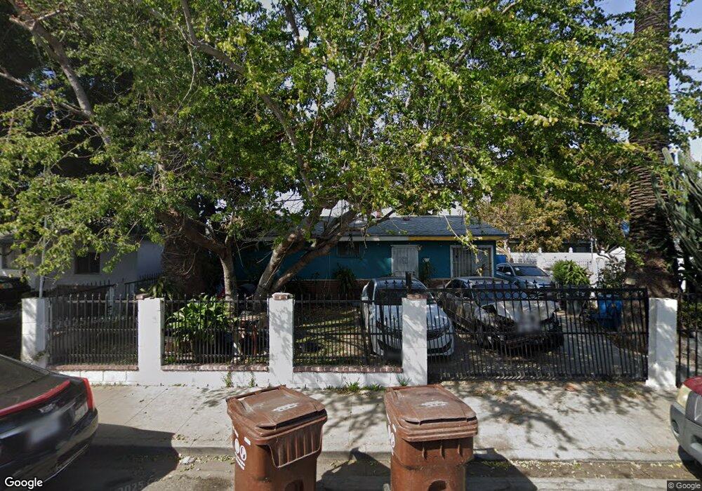 711 W Cressey St, Compton, CA 90222 - photo 1