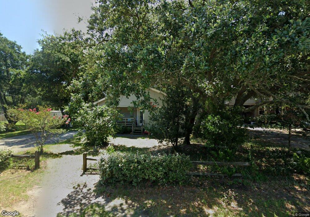505 W Airstrip Rd unit 6, Kill Devil Hills, NC 27948 - photo 1
