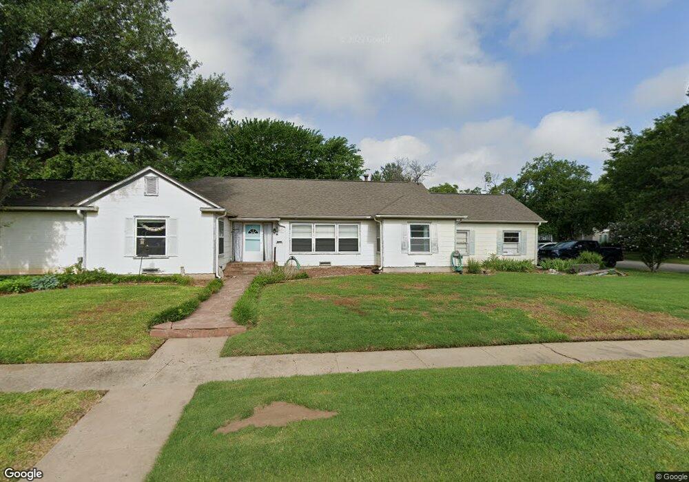 900 W Bond St, Denison, TX 75020 - photo 1