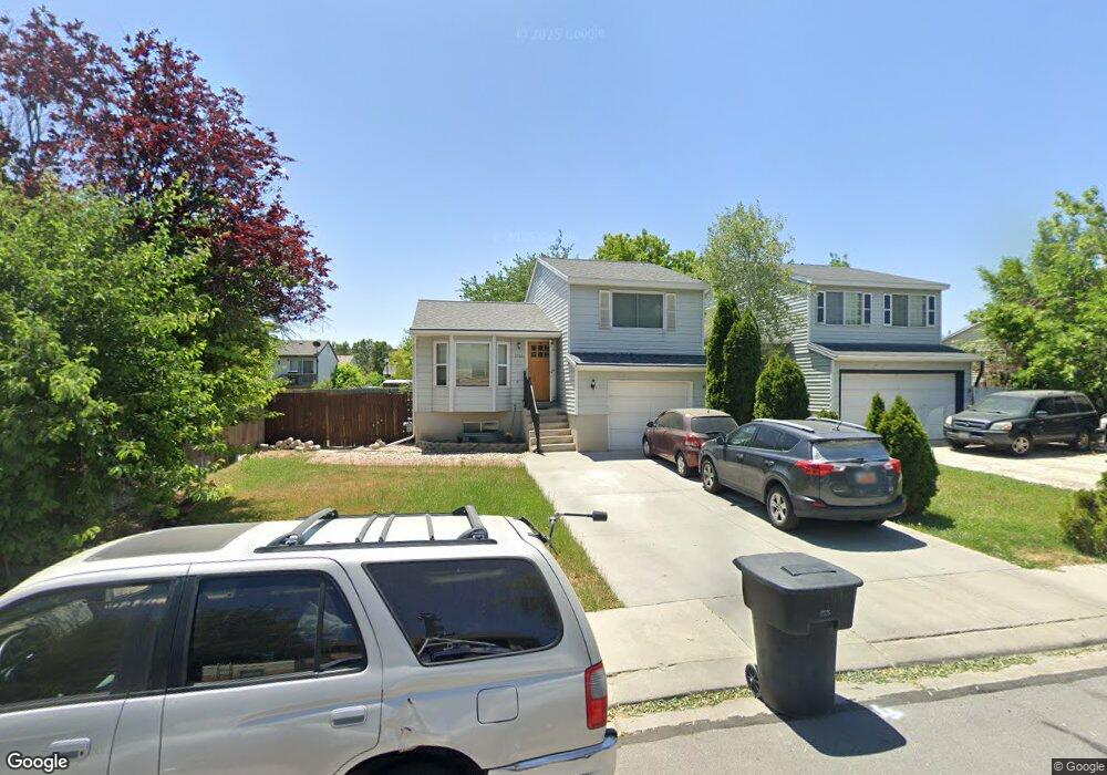 1555 Almond Ln, West Jordan, UT 84088 - photo 1