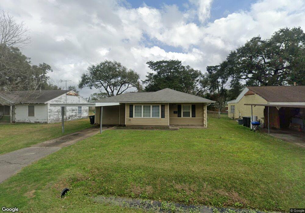 232 Mclemore Dr, Alvin, TX 77511 - photo 1