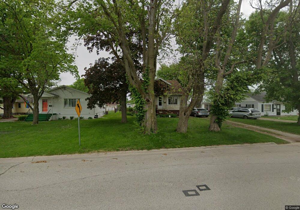 1701 Broadway St, Lincoln, IL 62656 - photo 1