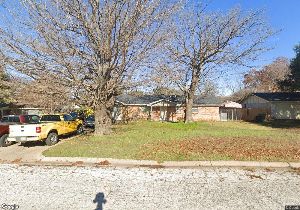 7825 Maplewood Ave, North Richland Hills, TX 76180 - photo 1