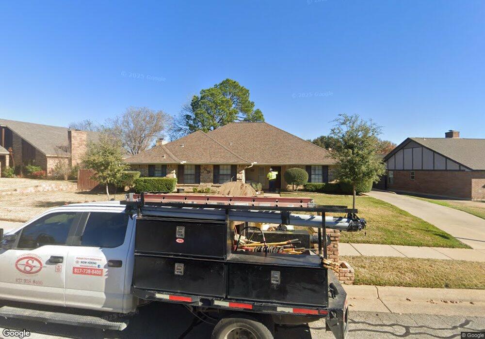 2029 Oakmeadow St, Bedford, TX 76021 - photo 1