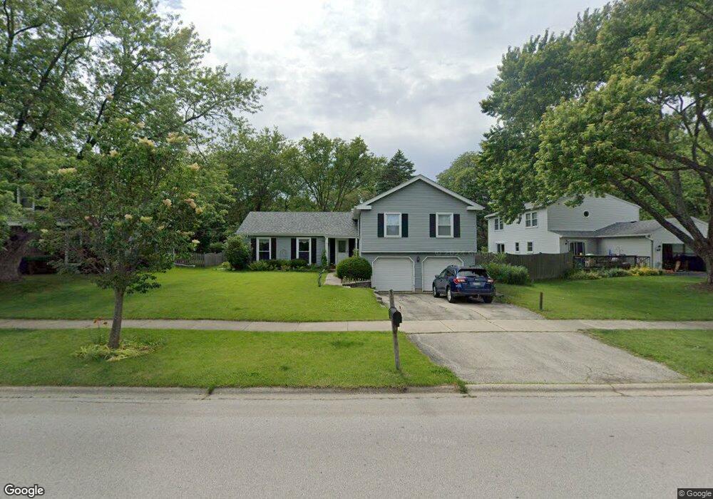 1609 Warbler Dr, Naperville, IL 60565 - photo 1