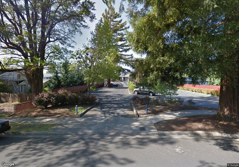 220 NE Mead St, Grants Pass, OR 97526 - photo 1