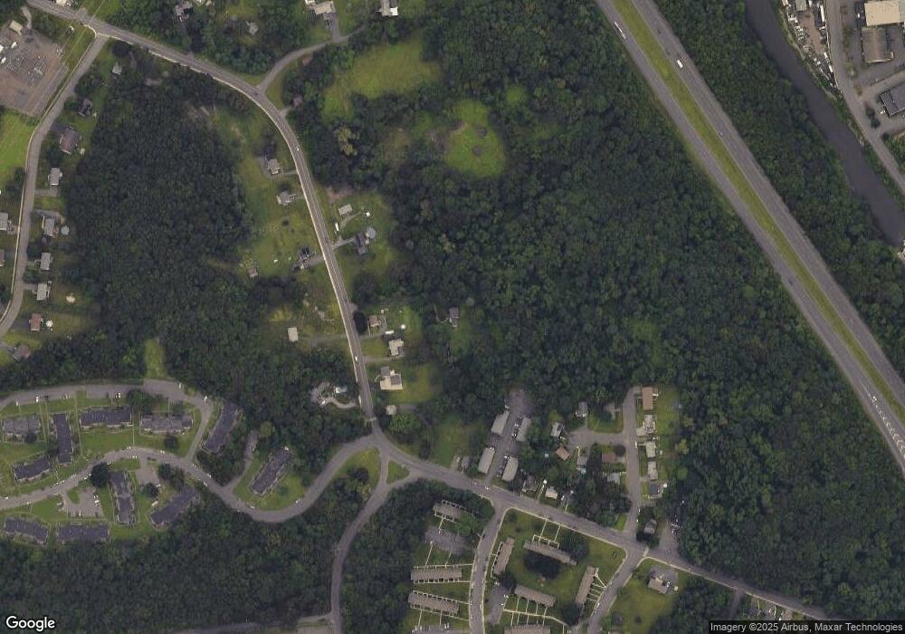 585 Sunnyside Ave, Oakville, CT 06779 - photo 1