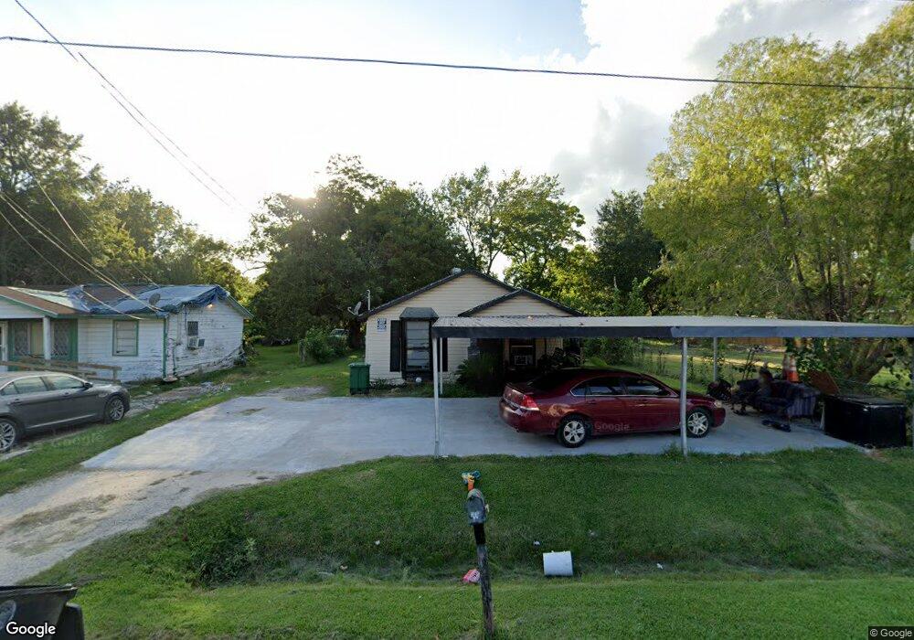 6803 Hoffman St, Houston, TX 77028 - photo 1