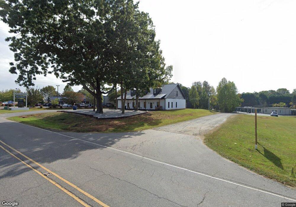 3440 E Broad St, Statesville, NC 28625 - photo 1