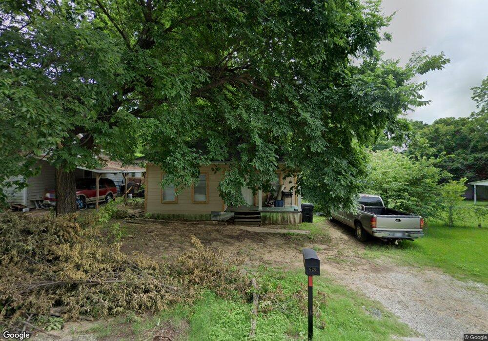 620 W Collins St, Denison, TX 75020 - photo 1