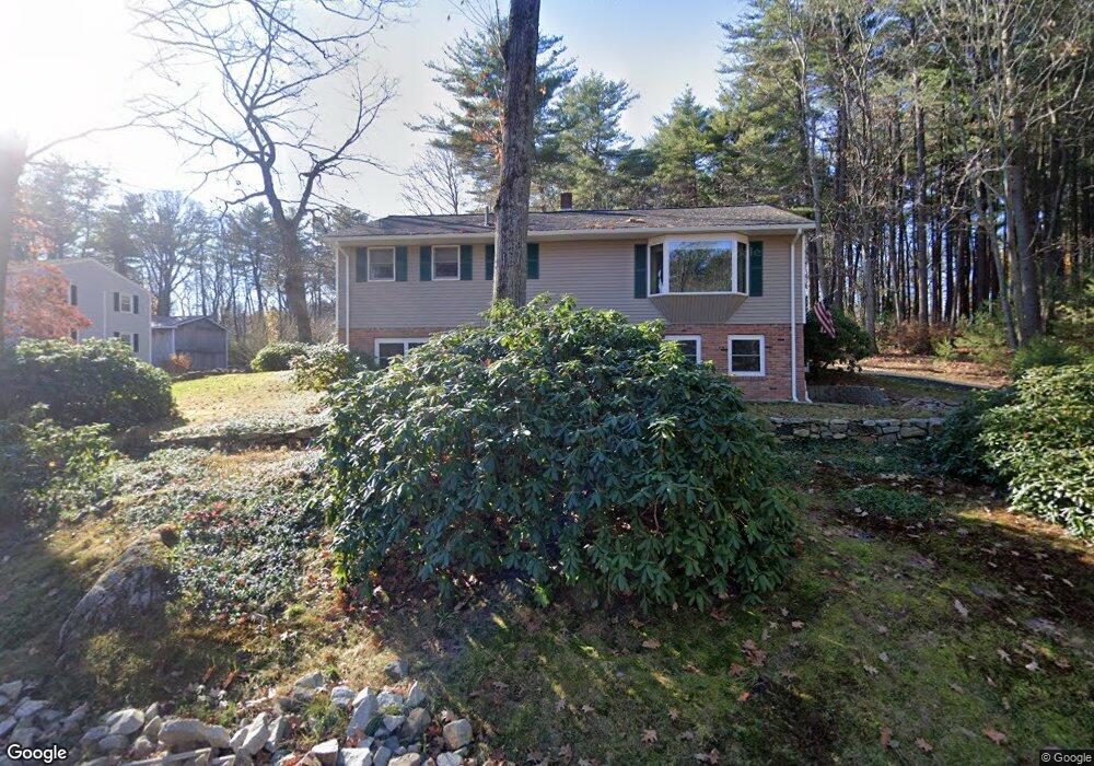 58 Walker Bungalow Rd, Portsmouth, NH 03801 - photo 1