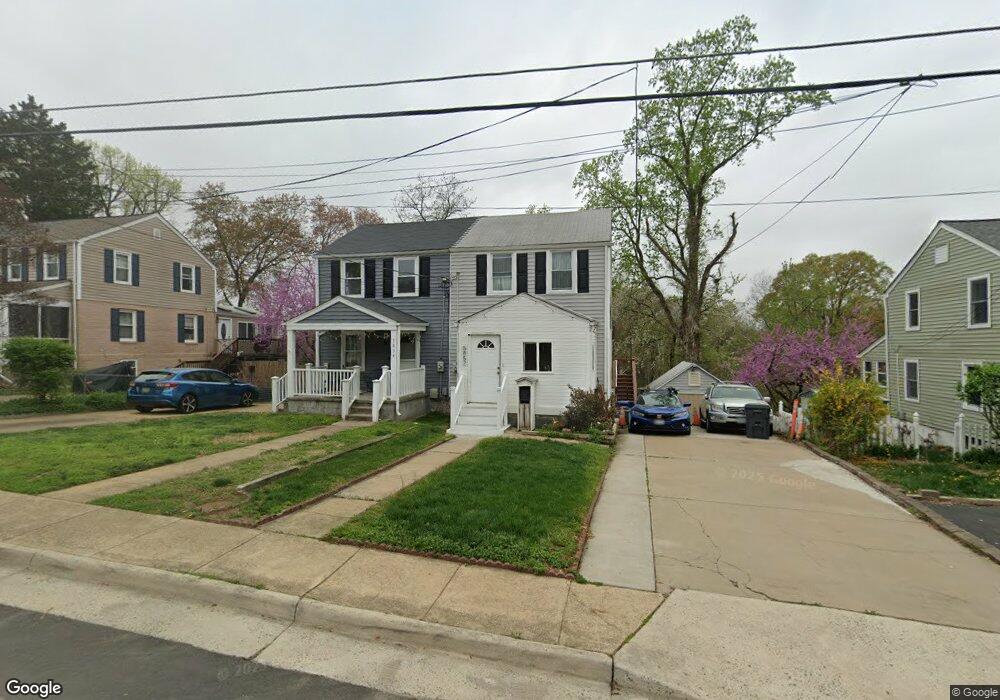 5852 Edgehill Dr, Alexandria, VA 22303 - photo 1