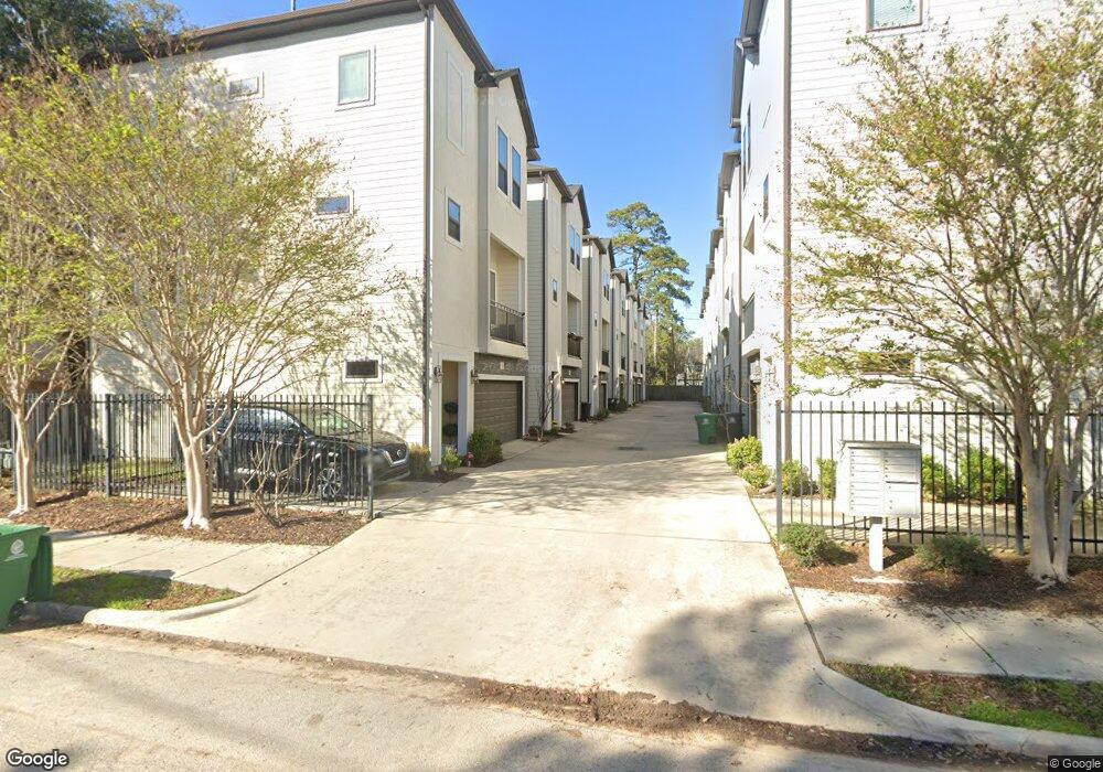 812 Fisher St, Houston, TX 77018 - photo 1