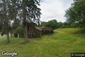 303 W 1st St S, Estherville, IA 51334
