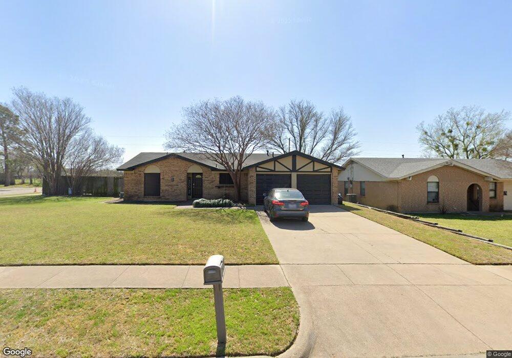 1401 Mimosa St, Cleburne, TX 76033 - photo 1
