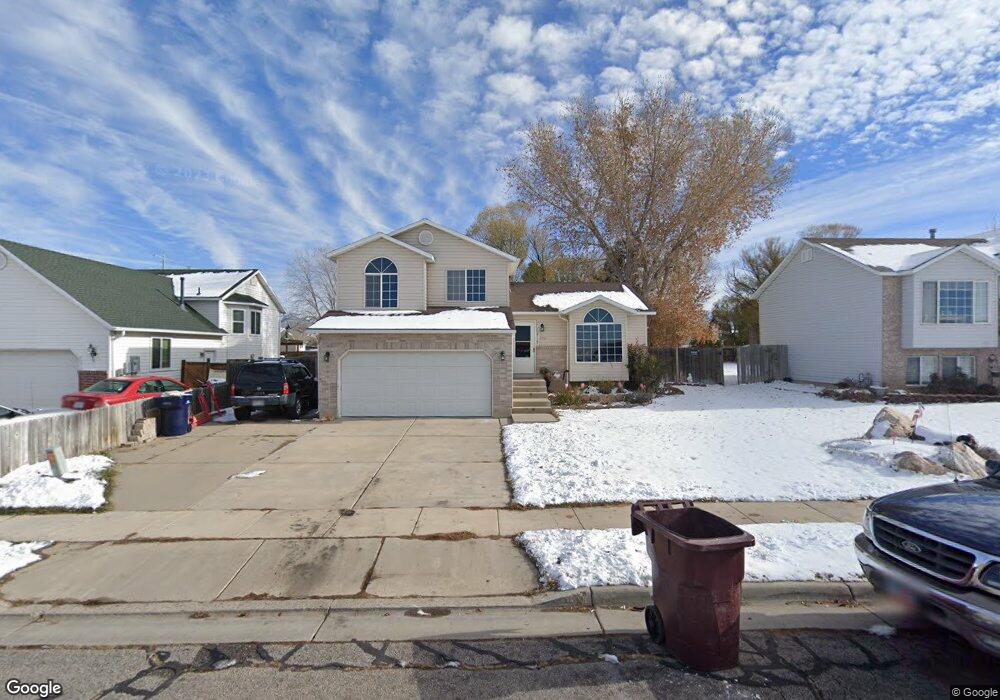 4760 S 3350 W unit 14, Roy, UT 84067 - photo 1