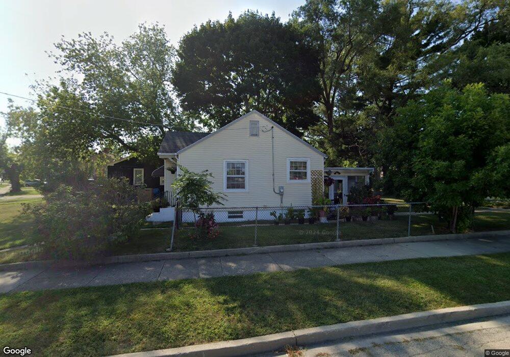 1602 W Dugdale Rd, Waukegan, IL 60085 - photo 1