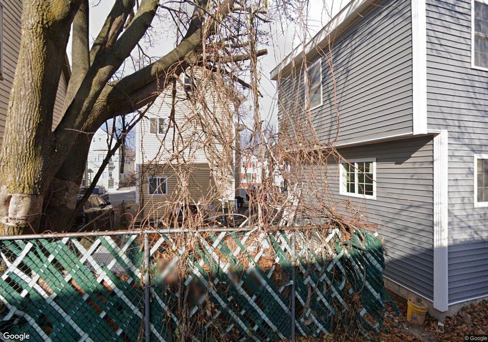 14-16 Durham St, Lawrence, MA 01843 - photo 1