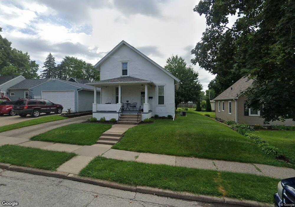 2027 Esplanade Ave, Davenport, IA 52803 - photo 1