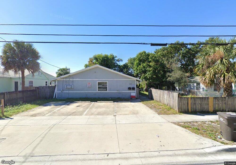 3201 Windsor Ave unit 1, West Palm Beach, FL 33407 - photo 1