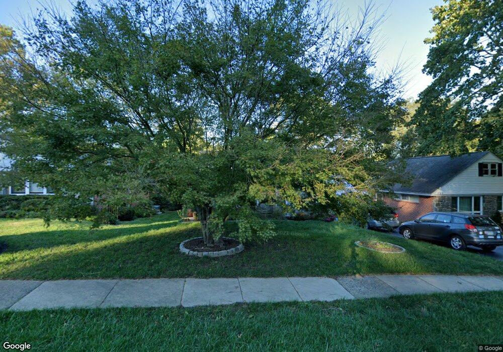 1725 Green Valley Rd, Havertown, PA 19083 - photo 1