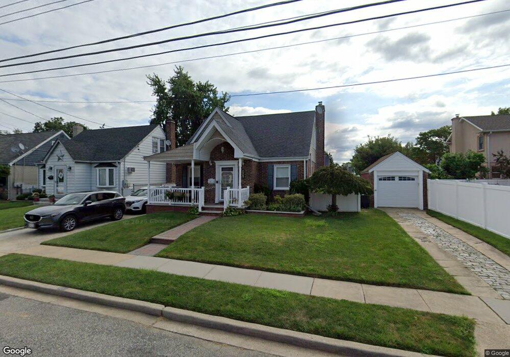 251 Harrison St, Franklin Square, NY 11010 - photo 1