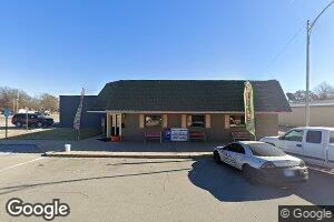105 S 4th St, Neodesha, KS 66757