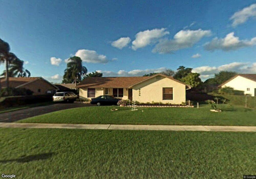 9539 Richmond Cir, Boca Raton, FL 33434 - photo 1