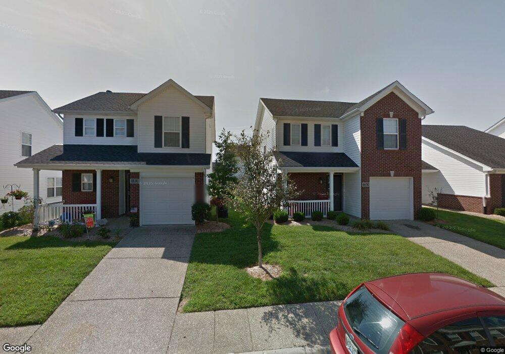 6630 Arbor Creek Dr unit 121, Louisville, KY 40228 - photo 1