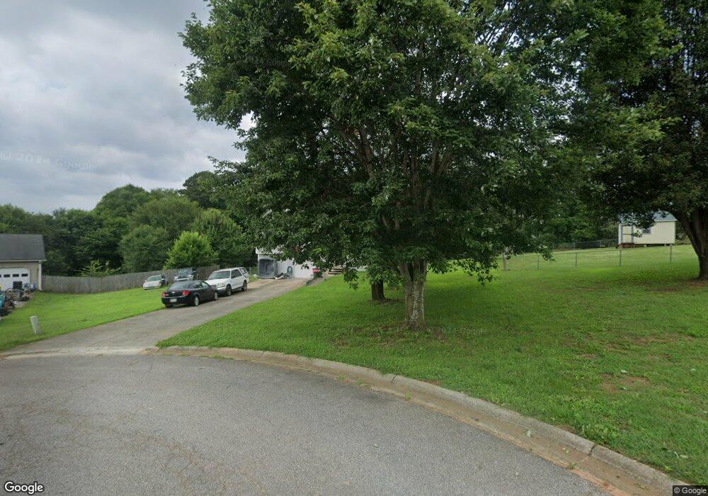 176 Beccas Dr, Hoschton, GA 30548 - photo 1