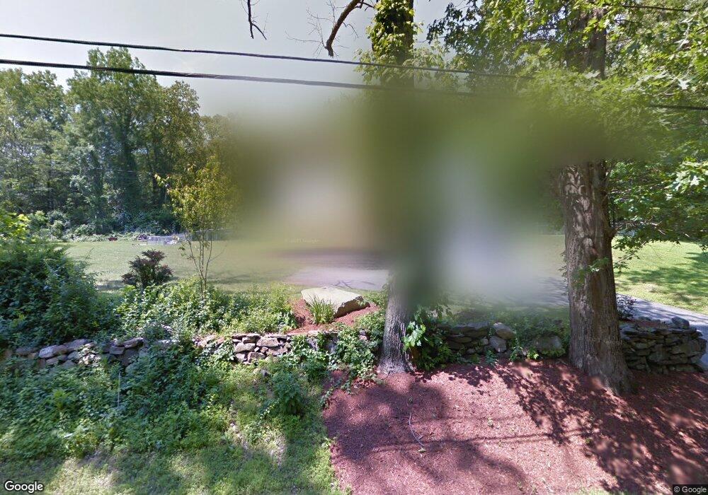 324 W Sutton Rd, Sutton, MA 01590 - photo 1