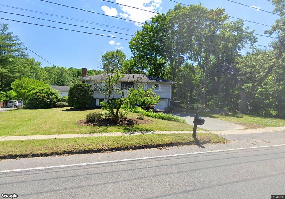 245 Pendleton Ave, Chicopee, MA 01020 - photo 1