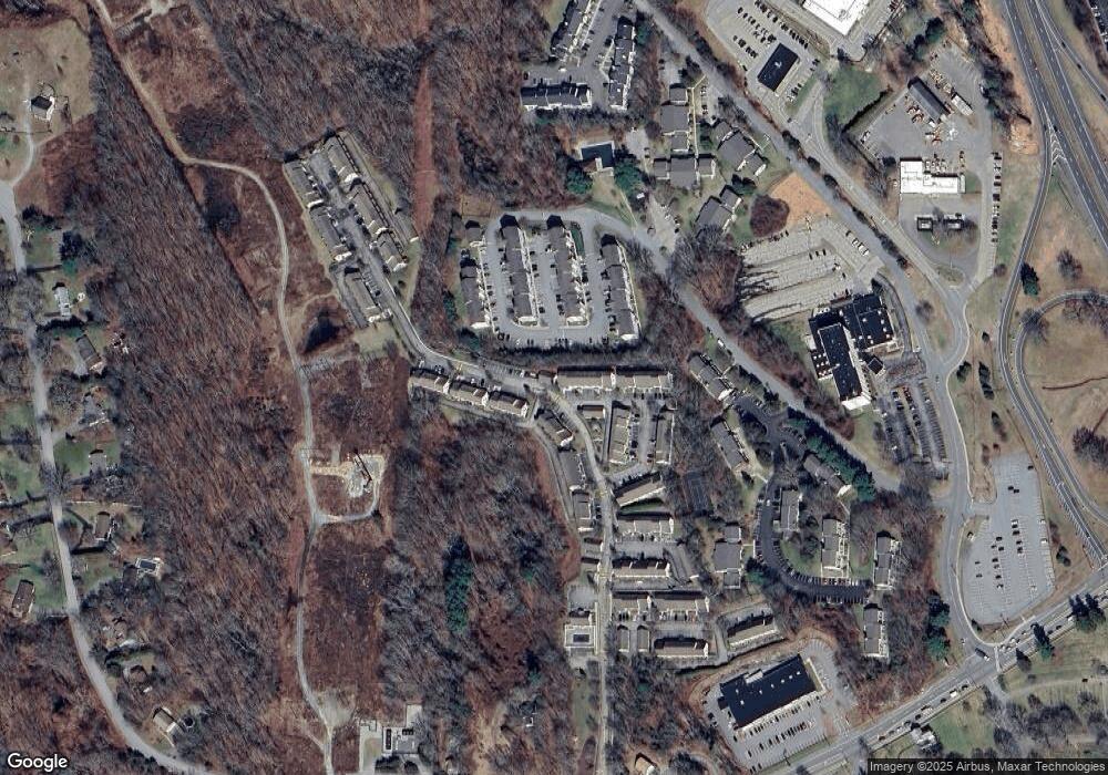 115 Briar Ln unit 115, Norwich, CT 06360 - photo 1