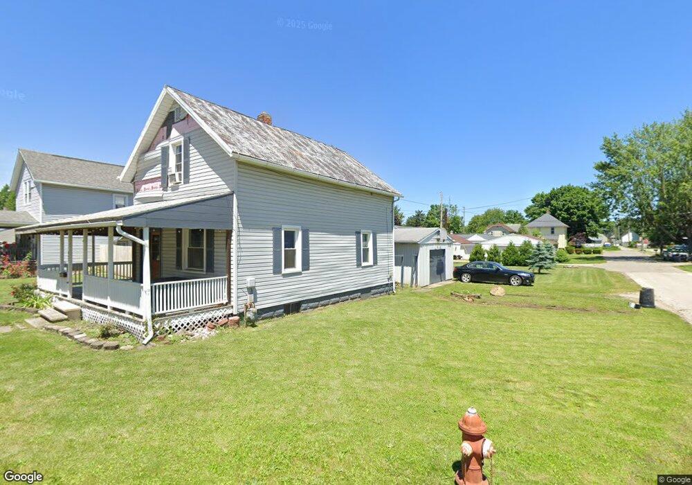 442 Wallace Ave, Bucyrus, OH 44820 - photo 1