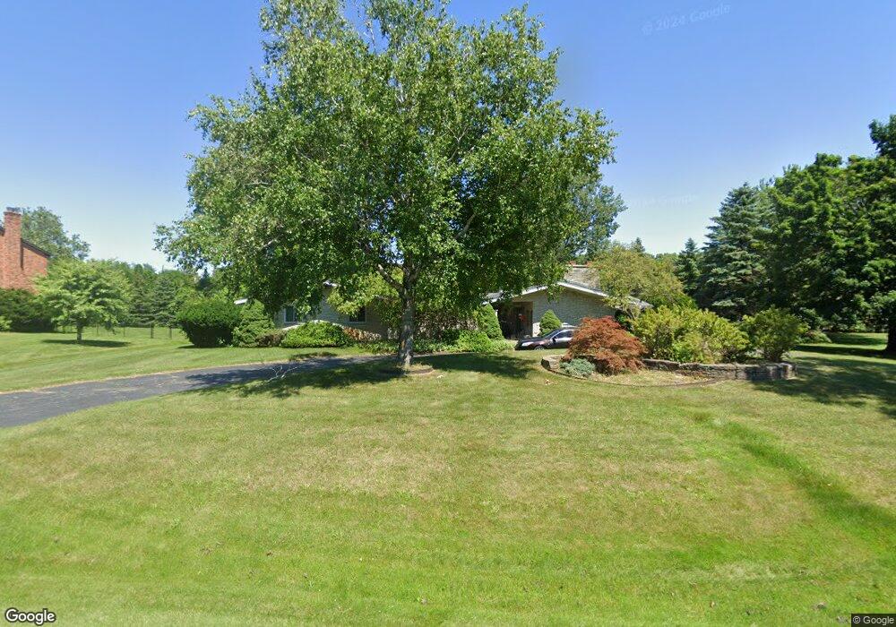 6301 Saint James Dr, West Bloomfield, MI 48322 - photo 1