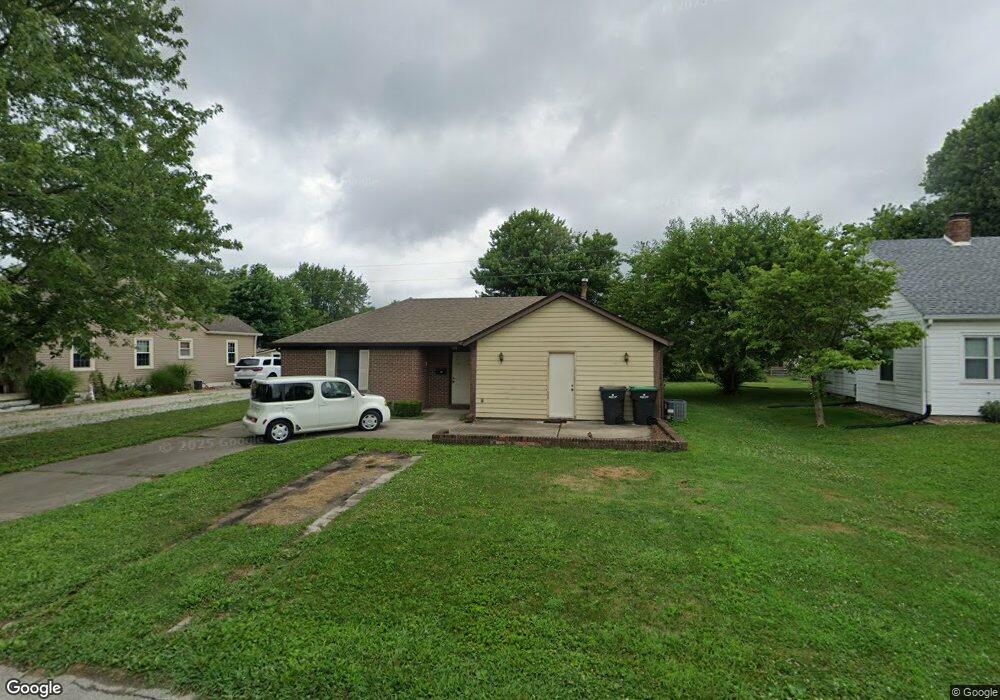 656 Woodruff St, Whiteland, IN 46184 - photo 1