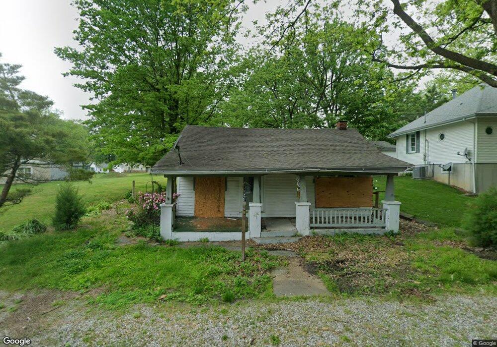 7 N Vine St, Freeburg, IL 62243 - photo 1