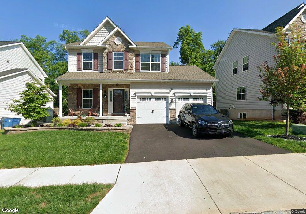 3006 Lynwood Ct, Pennsburg, PA 18073 - photo 1