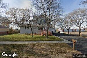 105 N 1st Ave, Woonsocket, SD 57385