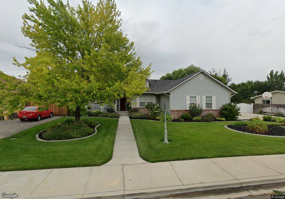 1028 N Edgewood Ln, Eagle, ID 83616 - photo 1