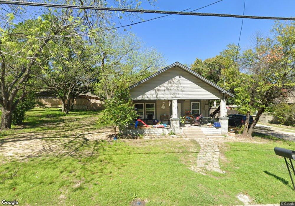114 S Lamar St, Weatherford, TX 76086 - photo 1