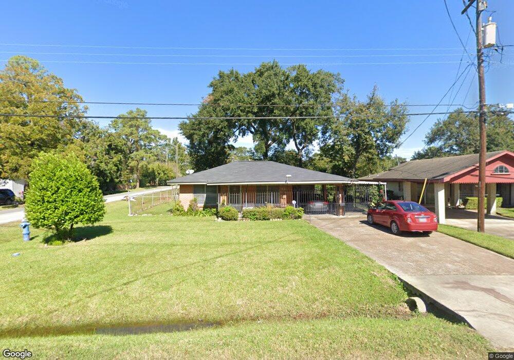 3701 Weaver Rd, Houston, TX 77093 - photo 1