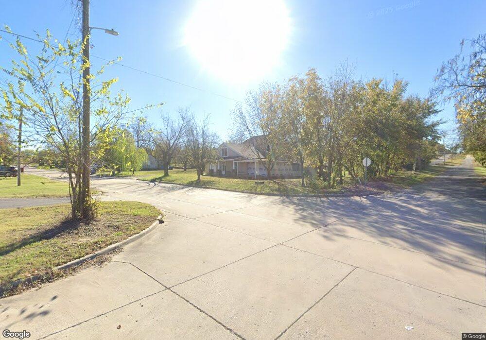 716 N 1st St, McAlester, OK 74501 - photo 1