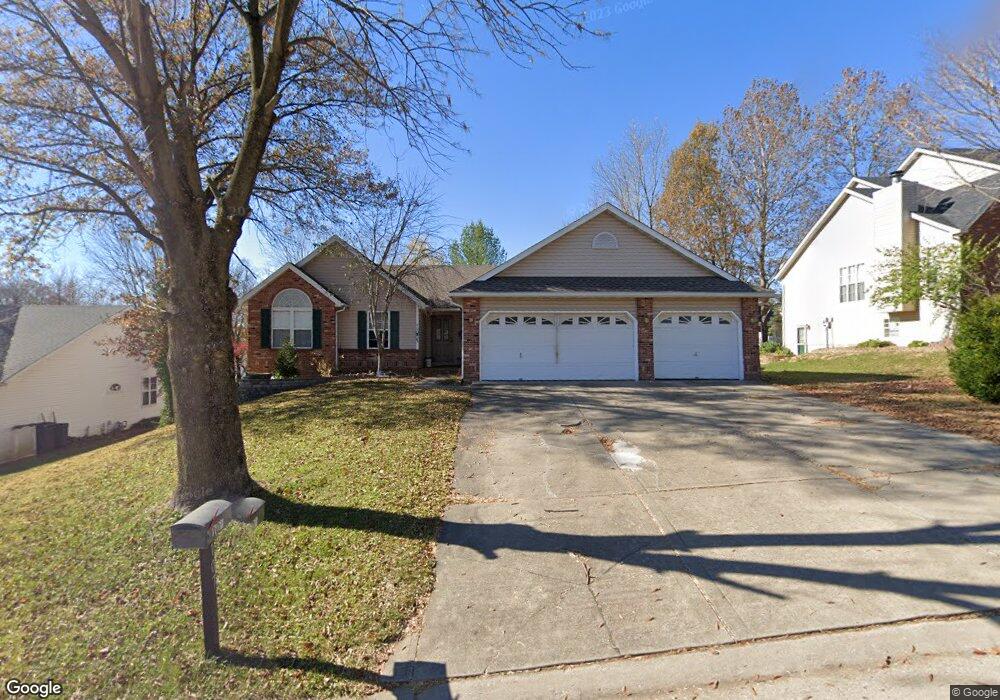 107 Oak Ridge Estates Dr, Glen Carbon, IL 62034 - photo 1