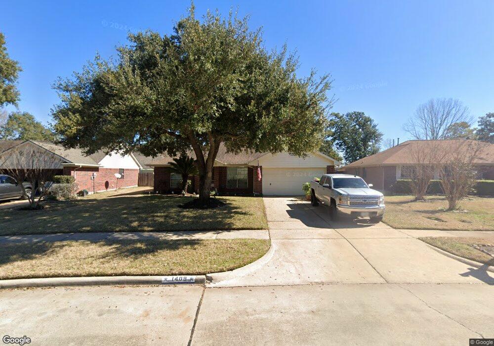 1409 Township Ct, Rosenberg, TX 77471 - photo 1