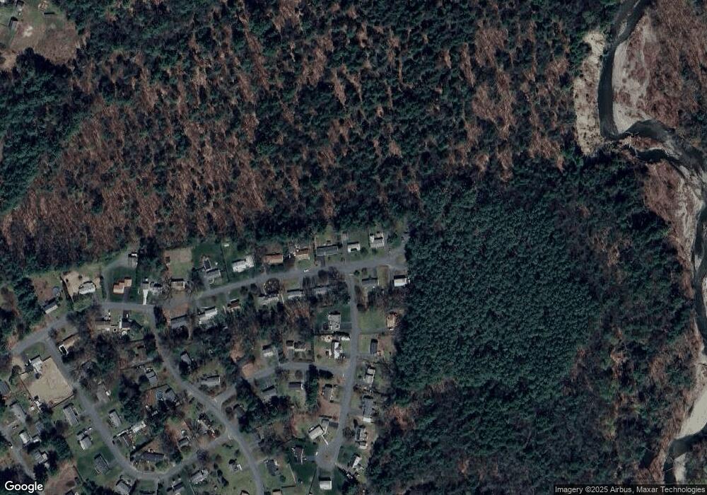 89 Lunt Dr, Greenfield, MA 01301 - photo 1