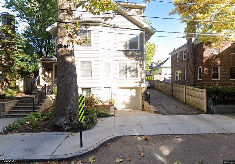 209 Fuller St unit 205, Brookline, MA 02446 - photo 1