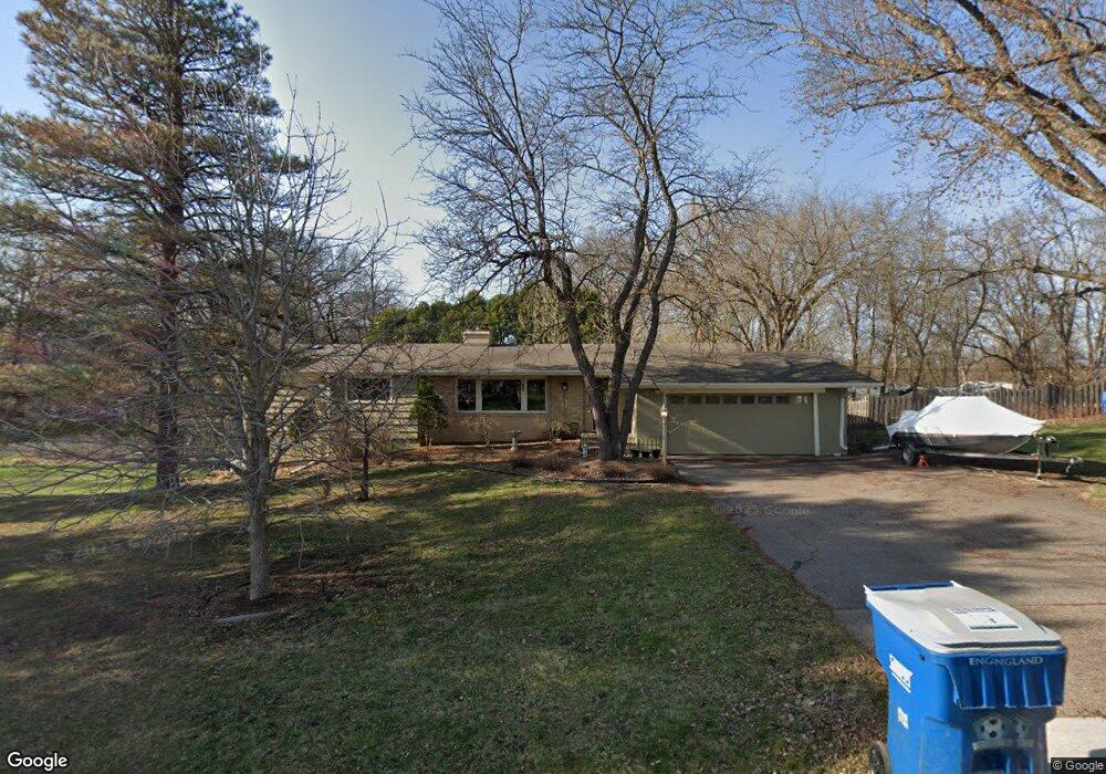 25780 Sunnyvale Ln, Excelsior, MN 55331 - photo 1