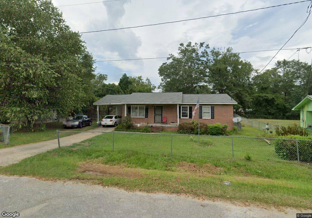 118 Edgewood Cir, Barnesville, GA 30204 - photo 1